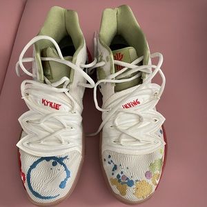 KYRIE IRVING 5 BRAND NEW